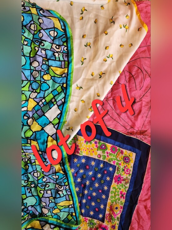 Accessories - Lot Of 4 Scarves Various Sizes